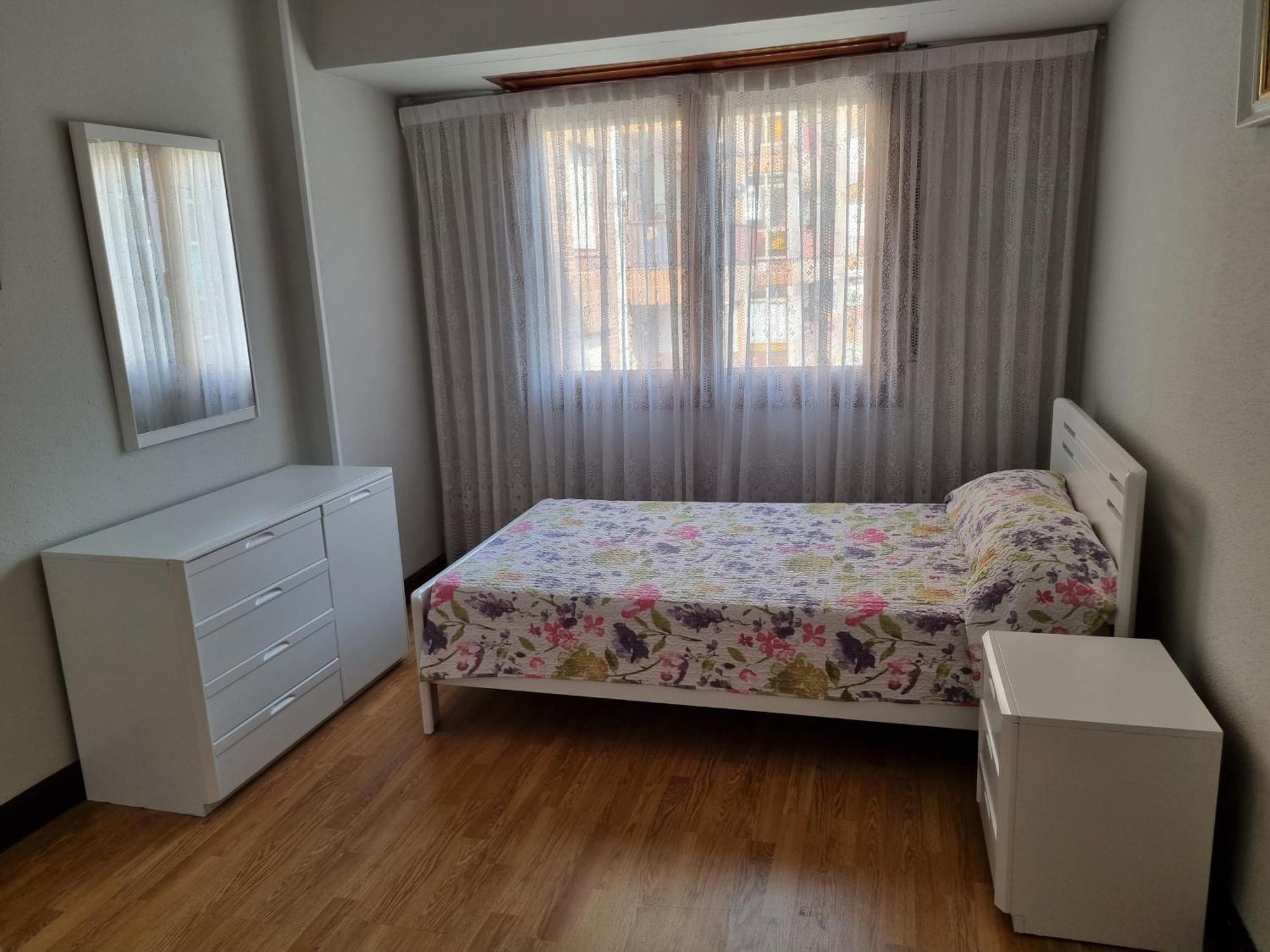 Ferienwohnung Apartamento Con Garaje Opcional Con 2 Banos Cerca Ayuntamiento Bilbao Exterior foto